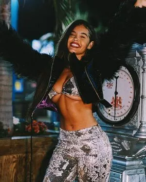 Malaika Terry / malaikaterry / malaikaterryy nude photo #0086