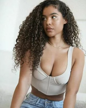 Malaika Terry / malaikaterry / malaikaterryy nude photo #0110