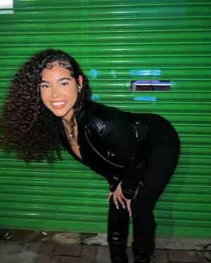 Malaika Terry / malaikaterry / malaikaterryy nude photo #0139