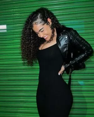 Malaika Terry / malaikaterry / malaikaterryy nude photo #0141