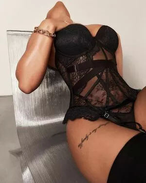 Malaika Terry / malaikaterry / malaikaterryy nude photo #0190