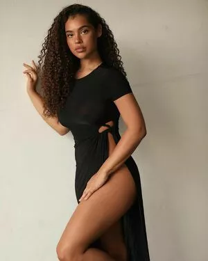 Malaika Terry / malaikaterry / malaikaterryy nude photo #0197