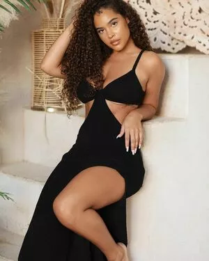 Malaika Terry / malaikaterry / malaikaterryy nude photo #0205