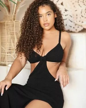 Malaika Terry / malaikaterry / malaikaterryy nude photo #0207