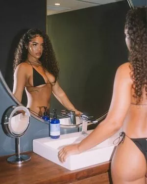 Malaika Terry / malaikaterry / malaikaterryy nude photo #0213