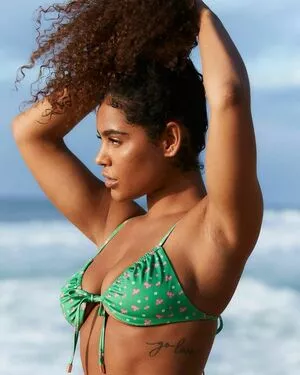 Malaika Terry / malaikaterry / malaikaterryy nude photo #0226