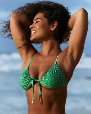 Malaika Terry / malaikaterry / malaikaterryy nude photo #0227