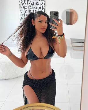 Malaika Terry / malaikaterry / malaikaterryy nude photo #0252