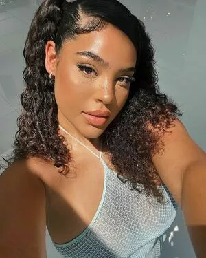 Malaika Terry / malaikaterry / malaikaterryy nude photo #0261