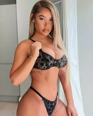 Malaika Terry / malaikaterry / malaikaterryy nude photo #0276