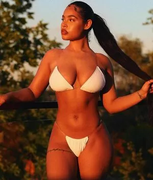 Malaika Terry / malaikaterry / malaikaterryy nude photo #0286