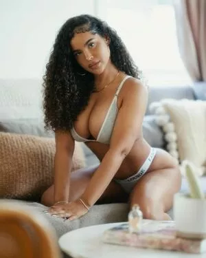 Malaika Terry / malaikaterry / malaikaterryy nude photo #0316