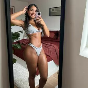 Malaika Terry / malaikaterry / malaikaterryy nude photo #0357