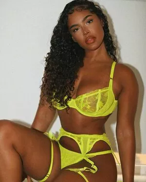 Malaika Terry / malaikaterry / malaikaterryy nude photo #0381