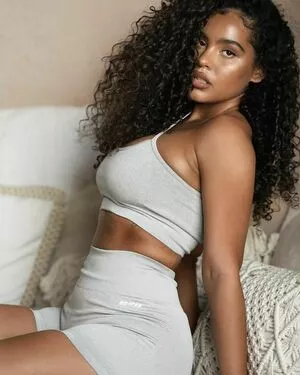 Malaika Terry / malaikaterry / malaikaterryy nude photo #0392