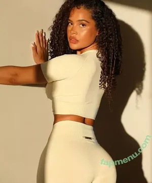Malaika Terry / malaikaterry / malaikaterryy nude photo #0661