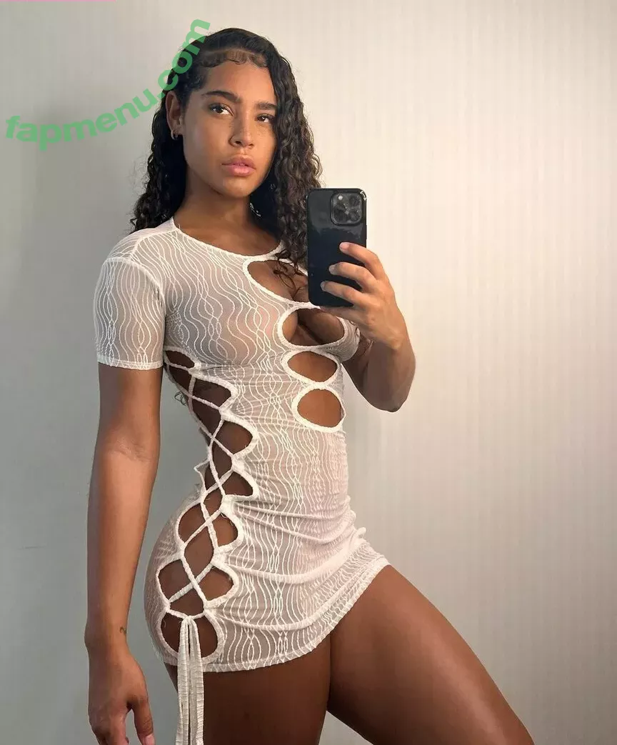 Malaika Terry nude photo #0004 (malaikaterry / malaikaterryy)