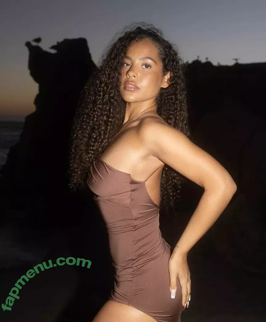 Malaika Terry nude photo #0058 (malaikaterry / malaikaterryy)