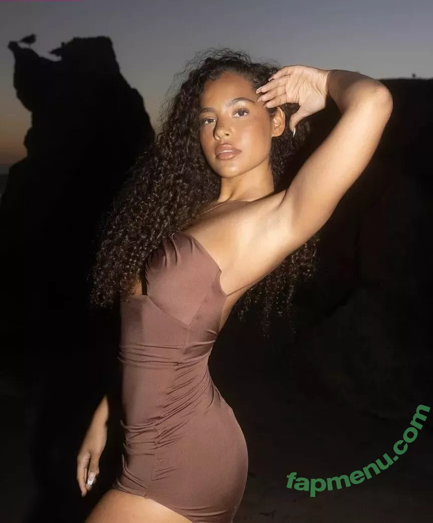 Malaika Terry nude photo #0059 (malaikaterry / malaikaterryy)