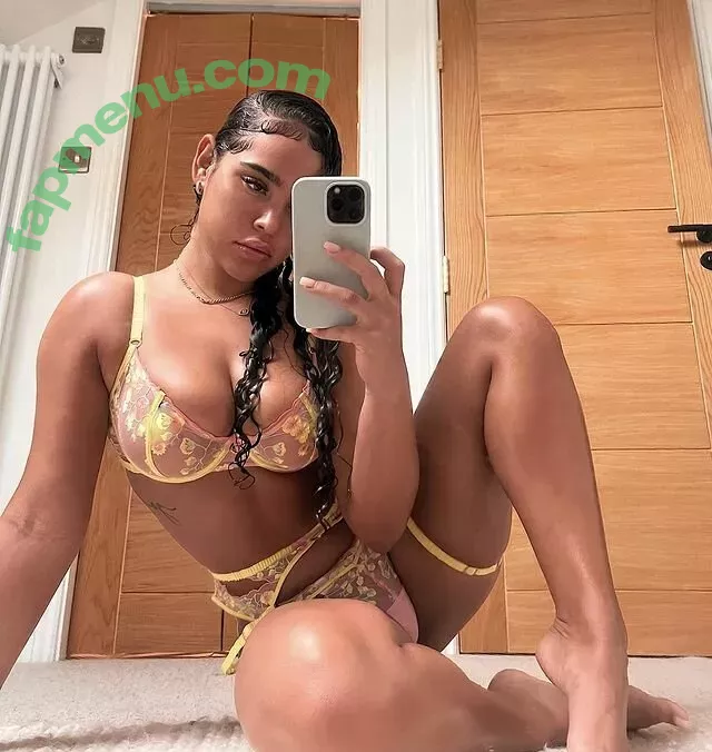 Malaika Terry nude photo #0093 (malaikaterry / malaikaterryy)