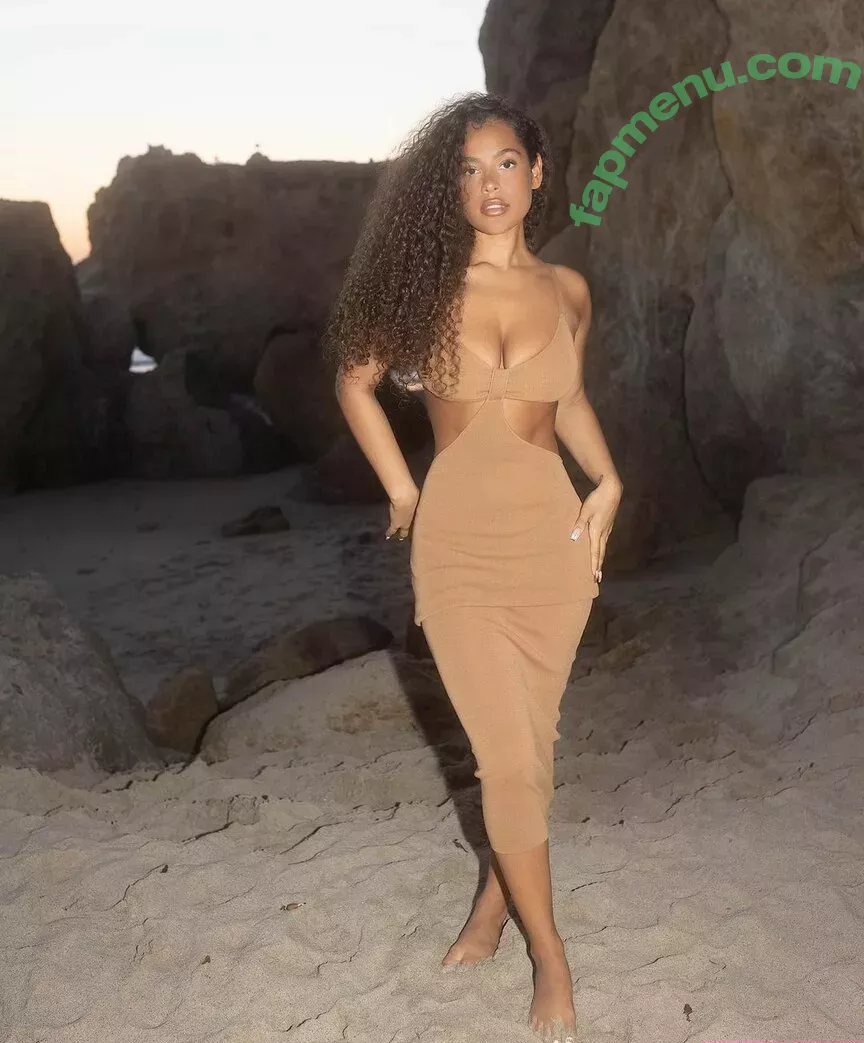 Malaika Terry nude photo #0124 (malaikaterry / malaikaterryy)