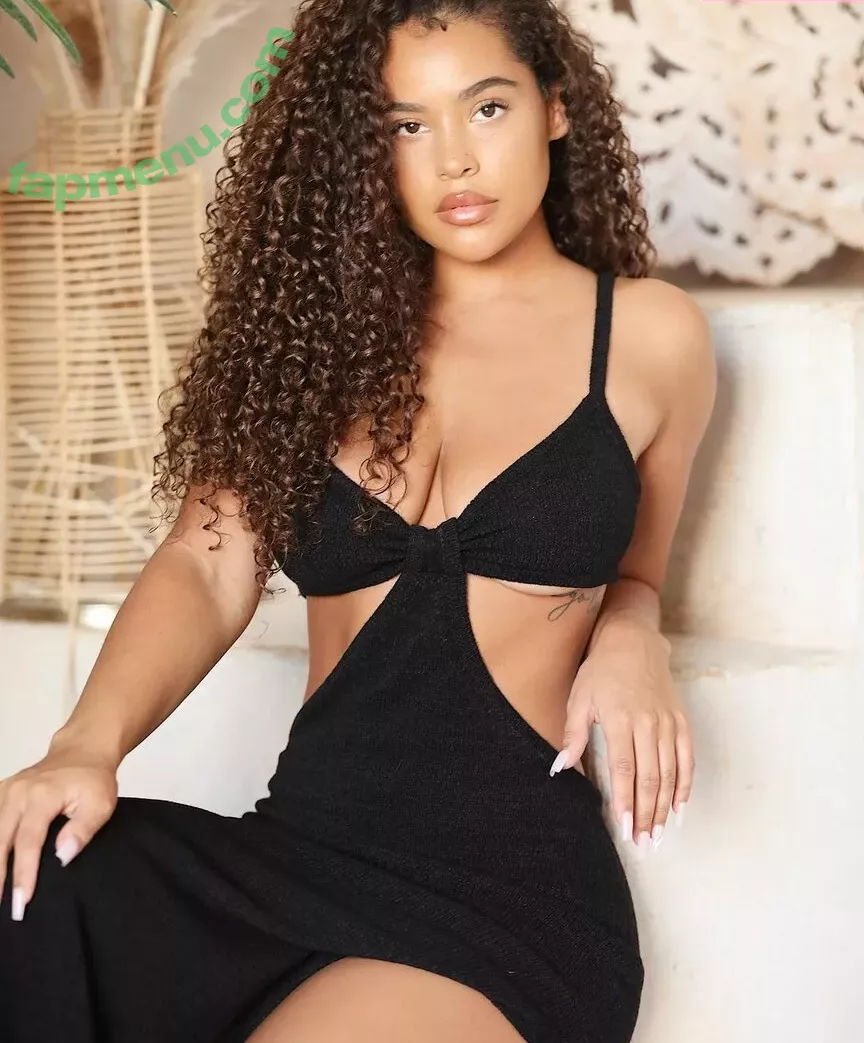 Malaika Terry nude photo #0207 (malaikaterry / malaikaterryy)