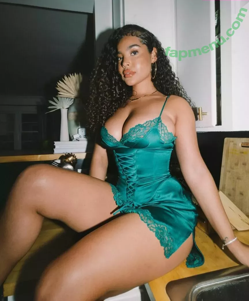 Malaika Terry nude photo #0336 (malaikaterry / malaikaterryy)