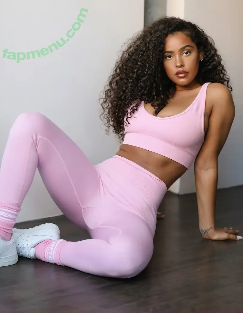 Malaika Terry nude photo #0681 (malaikaterry / malaikaterryy)