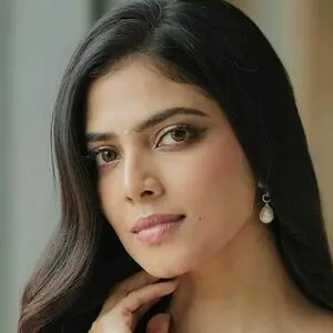 Malavika Mohanan page