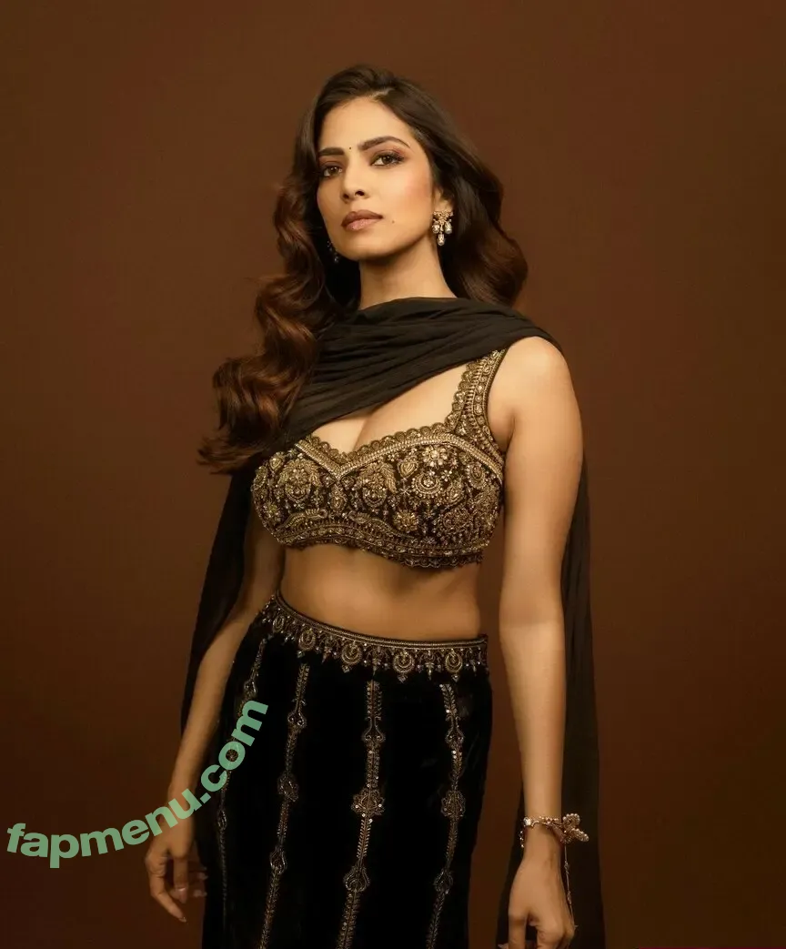 Malavika Mohanan nude photo #0114 (malavikamohanan_)