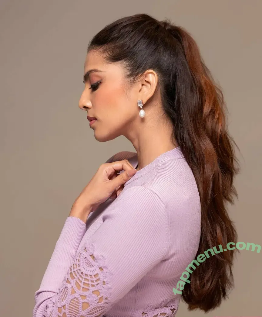 Malavika Mohanan nude photo #0117 (malavikamohanan_)