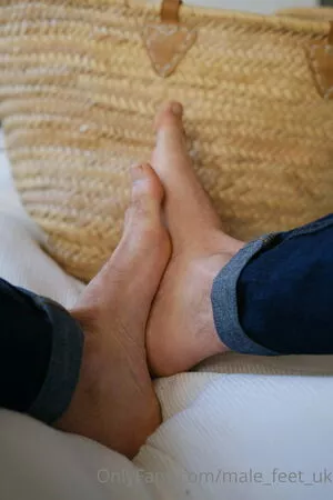 male_feet_uk / feet_ology nude photo #0051