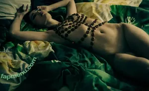 Malena Fendi / Lada Brik / malena_cirque / malenafendi / telegalifa nude photo #0027