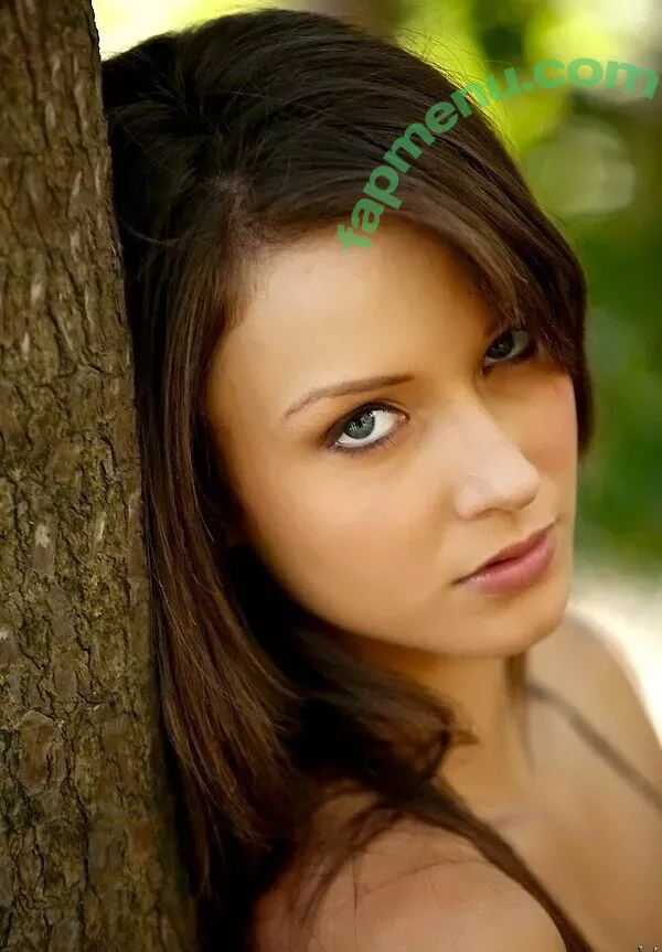 Malena Morgan nude photo #0135 (malena.morgan.beauty / malenamorgan / malmorganxxx)