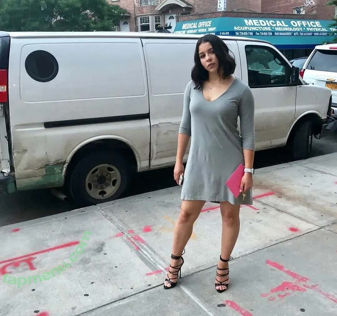 Maleni Cruz nude photo #0173 (malenicruz)