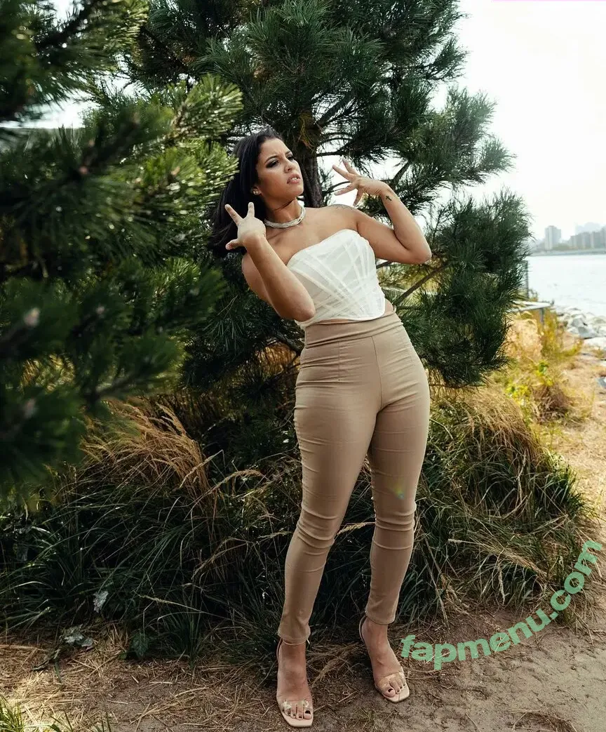 Maleni Cruz nude photo #0236 (malenicruz)