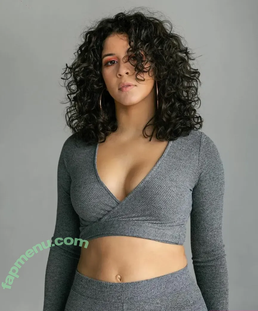 Maleni Cruz nude photo #0395 (malenicruz)