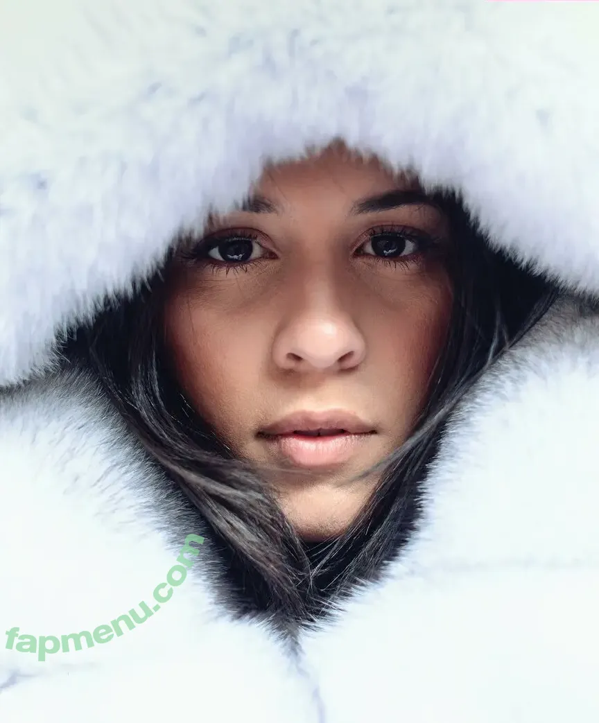 Maleni Cruz nude photo #0396 (malenicruz)