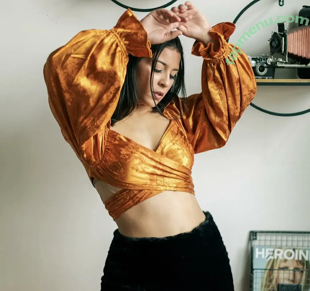 Maleni Cruz nude photo #0398 (malenicruz)