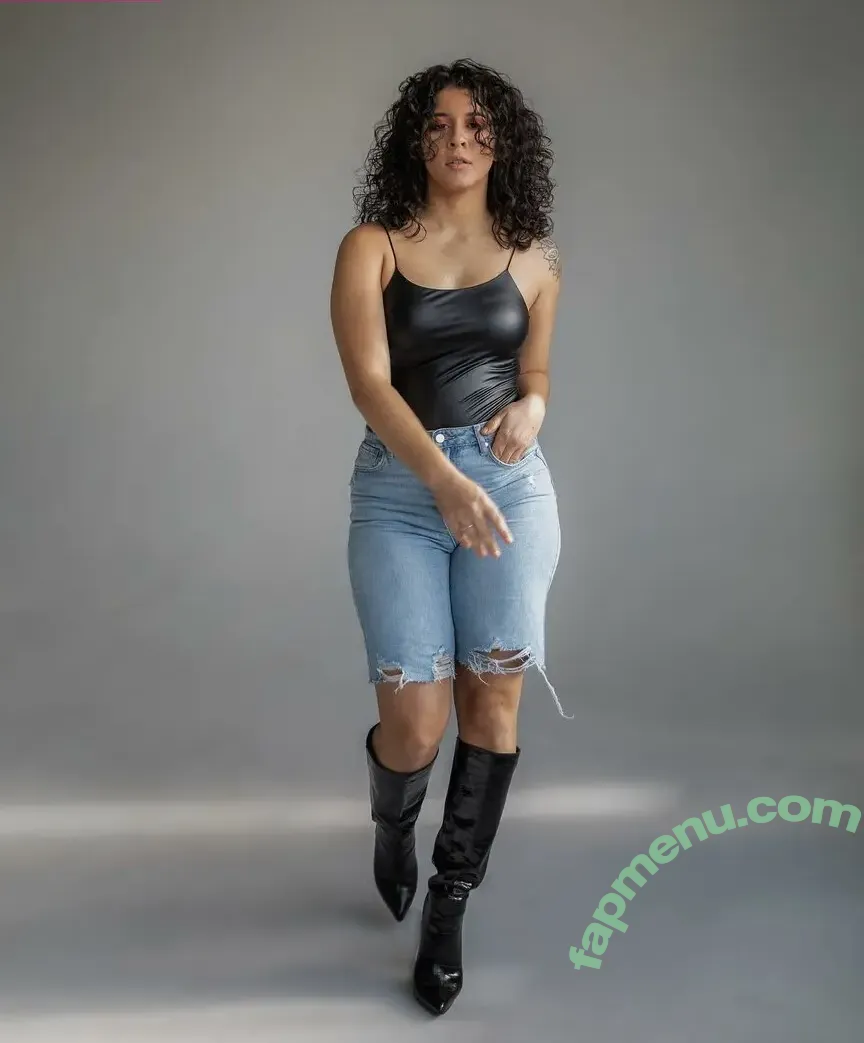 Maleni Cruz nude photo #0402 (malenicruz)