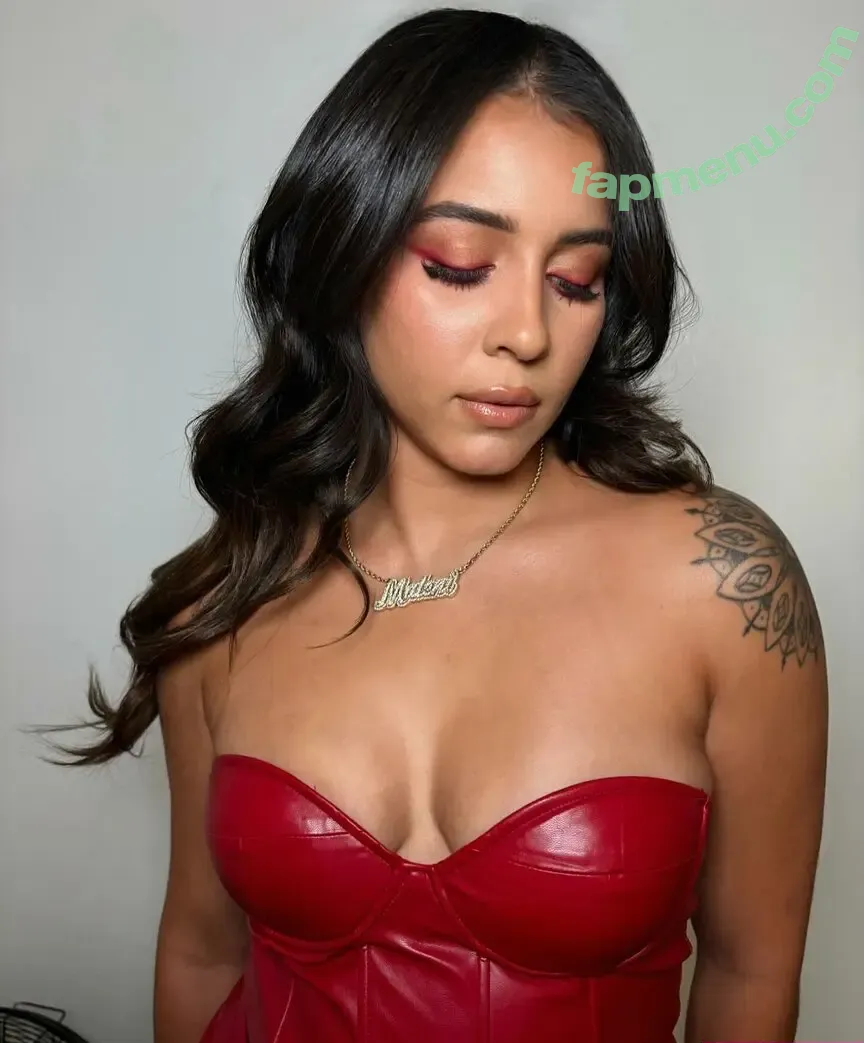 Maleni Cruz nude photo #0431 (malenicruz)