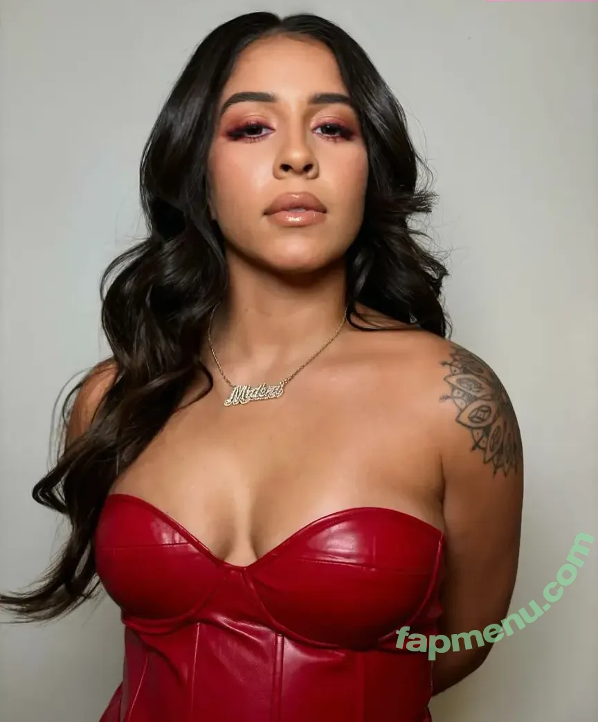 Maleni Cruz nude photo #0432 (malenicruz)