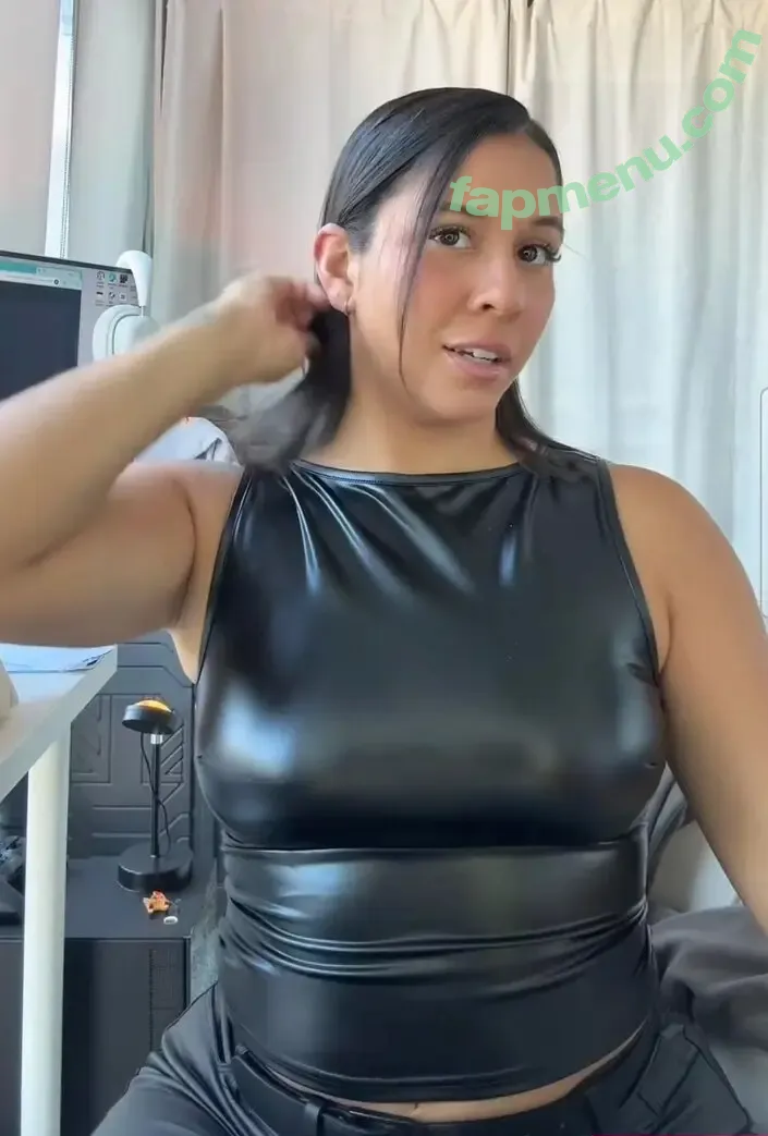 Maleni Cruz nude photo #0458 (malenicruz)