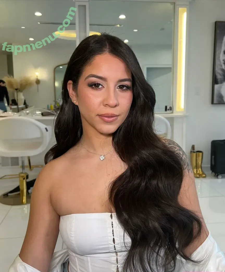 Maleni Cruz nude photo #0510 (malenicruz)