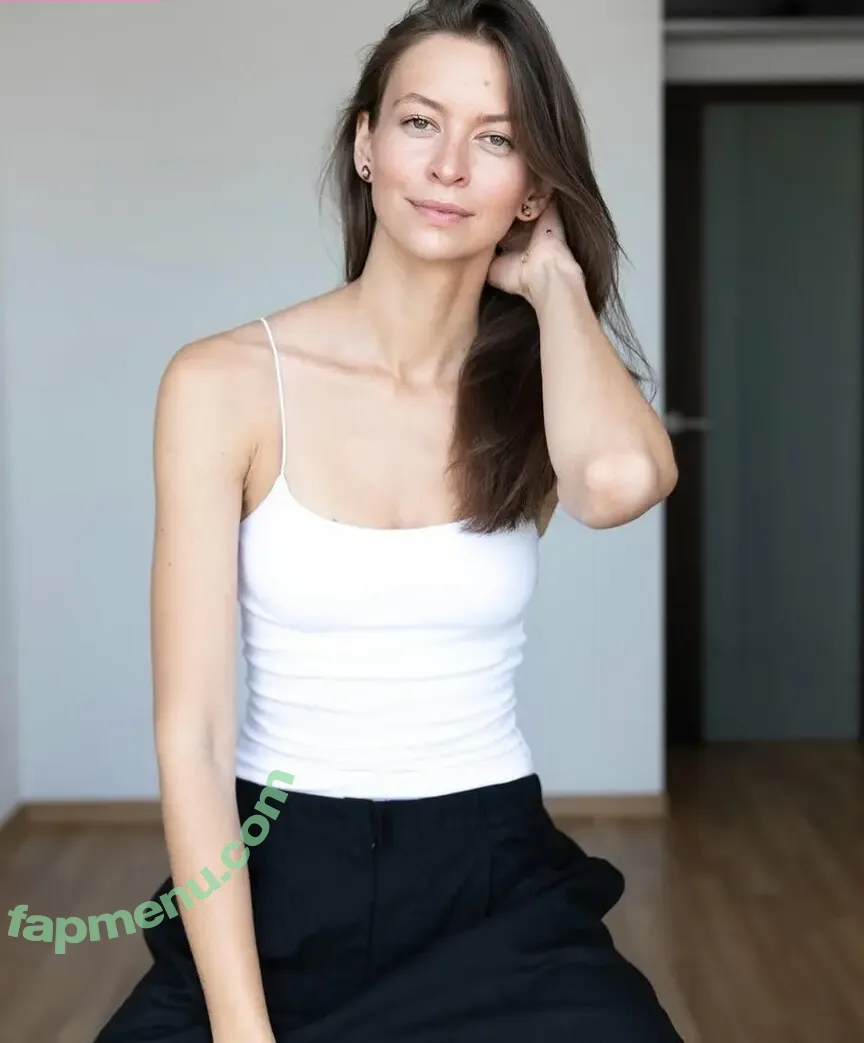 Małgorzata Mikołajczak nude photo #0010 (mikolajczakmalgorzata)
