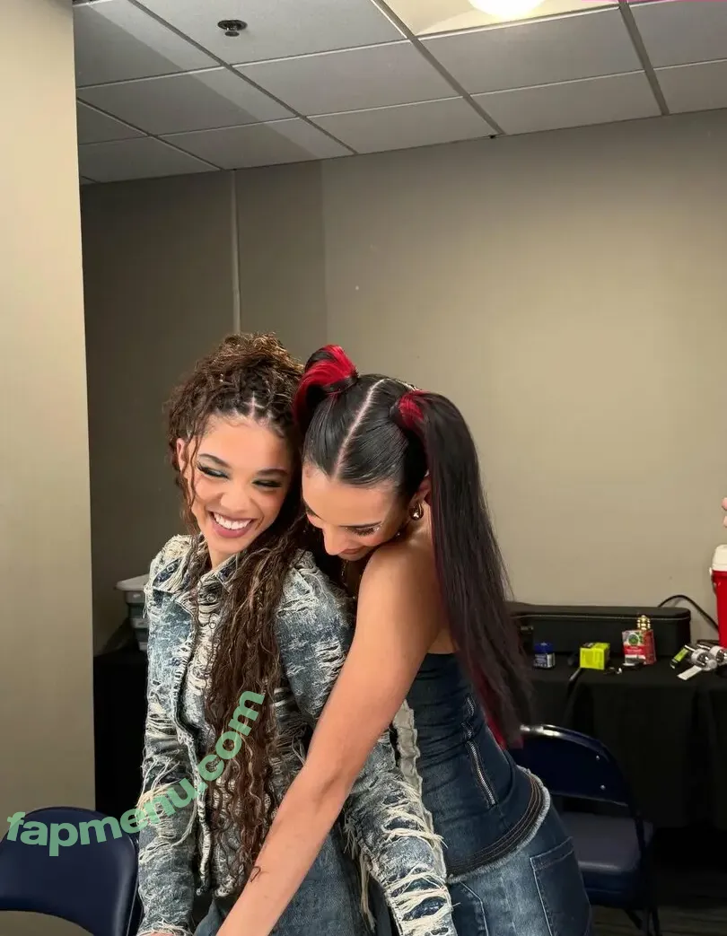 Malia Baker nude photo #0050 (maliabakermsb)