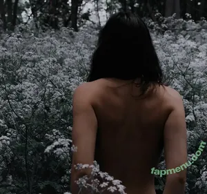  nude photo #0003