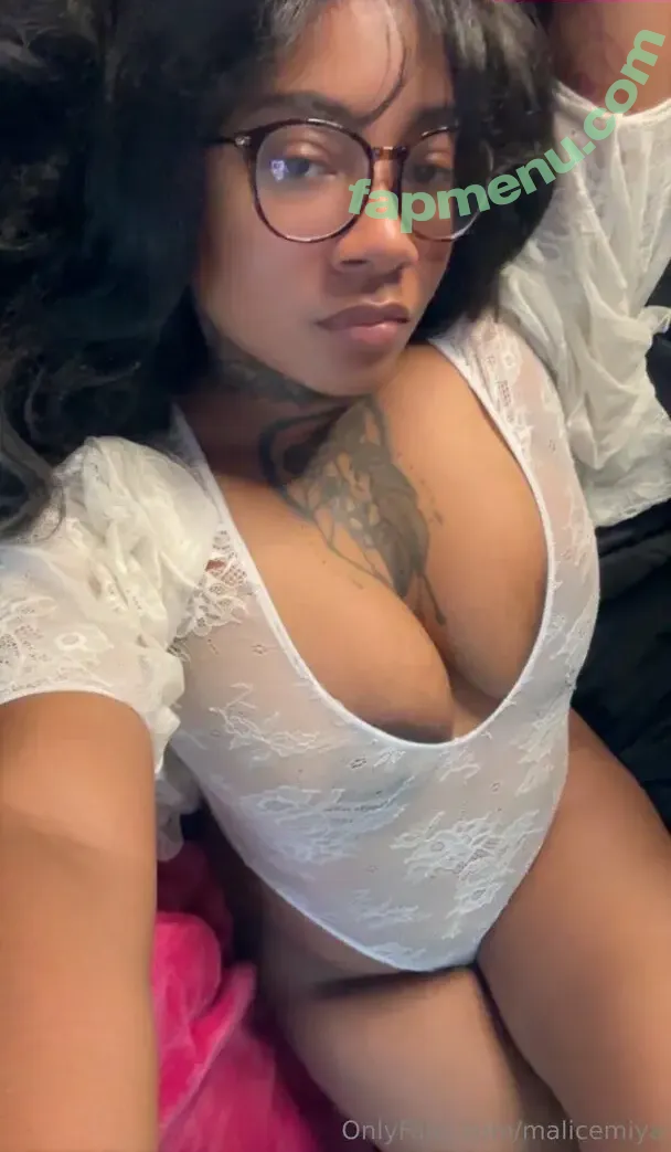 malicemiya nude photo #0326 (malicemiya)