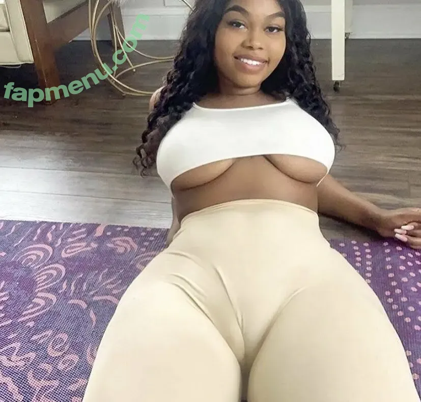 malijfree nude photo #0025 (iammalij_)