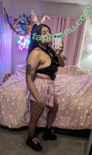 Malika / malikaplays / spacey_metalhead nude photo #0196